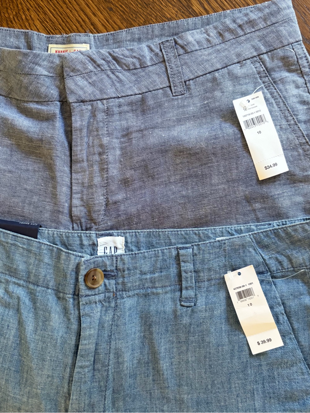2 GAP Women’s Light Blue Chambray Flat-Front Shorts, 3” and 5” inseam, size 10 - Picture 2 of 10